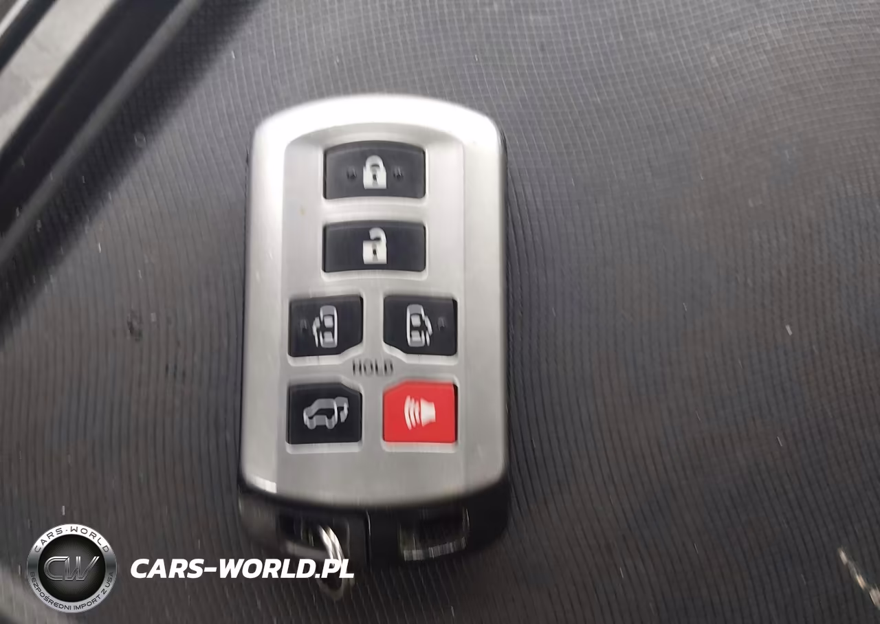 2017 Toyota Sienna Xle 7 Passenger VIN:5TDDZ3DC4HS155995 - 11