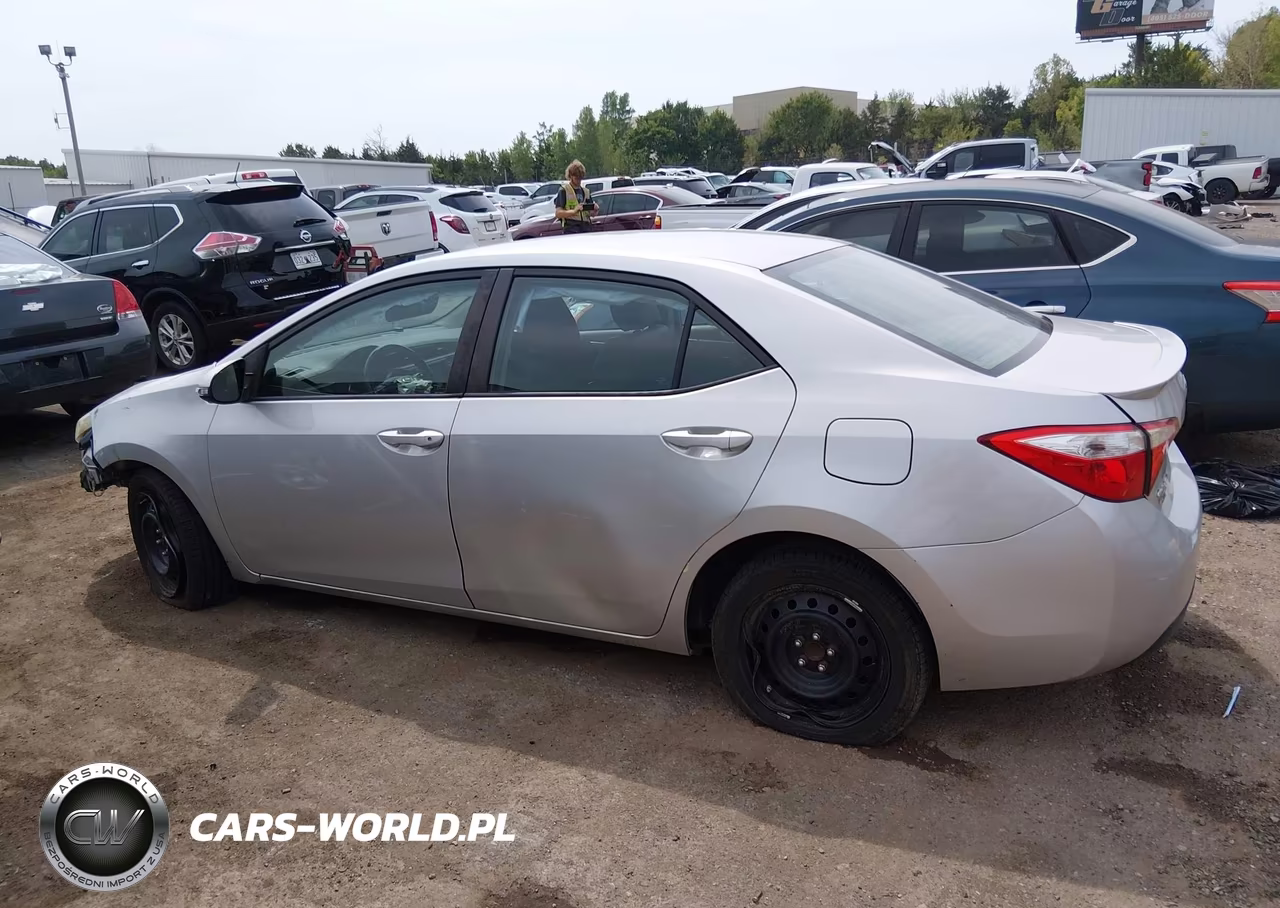2016 Toyota Corolla S VIN:5YFBURHEXGP476029 - 14