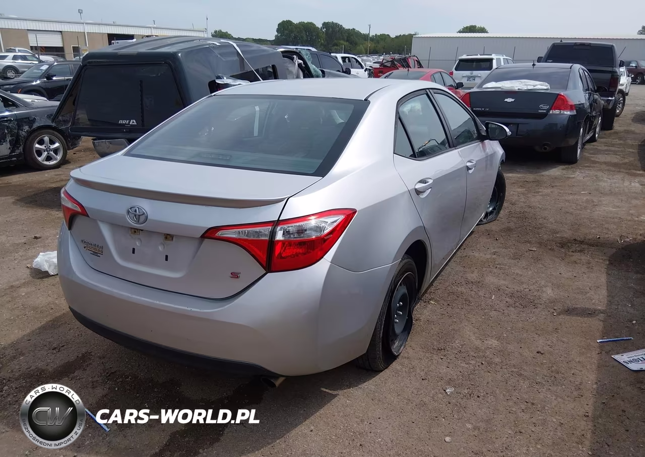 2016 Toyota Corolla S VIN:5YFBURHEXGP476029 - 4