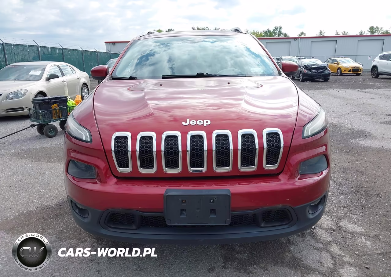 2016 Jeep Cherokee Latitude VIN:1C4PJMCS2GW305684 - 12