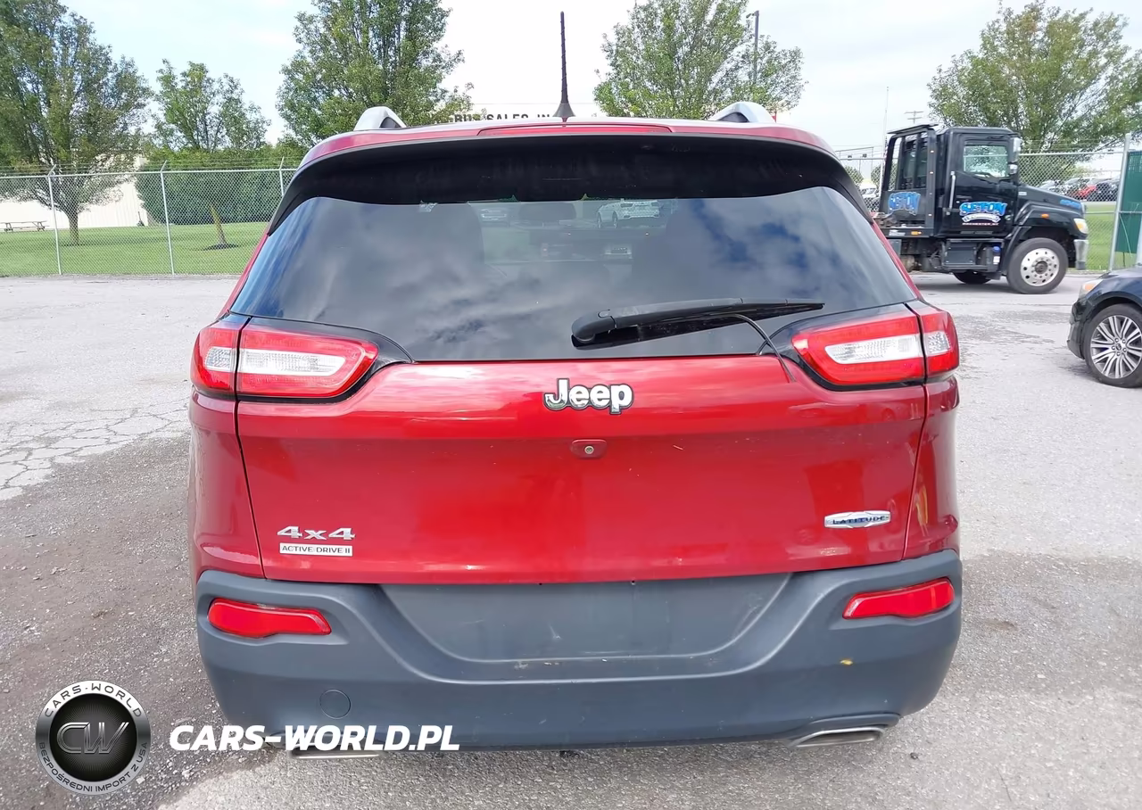 2016 Jeep Cherokee Latitude VIN:1C4PJMCS2GW305684 - 16