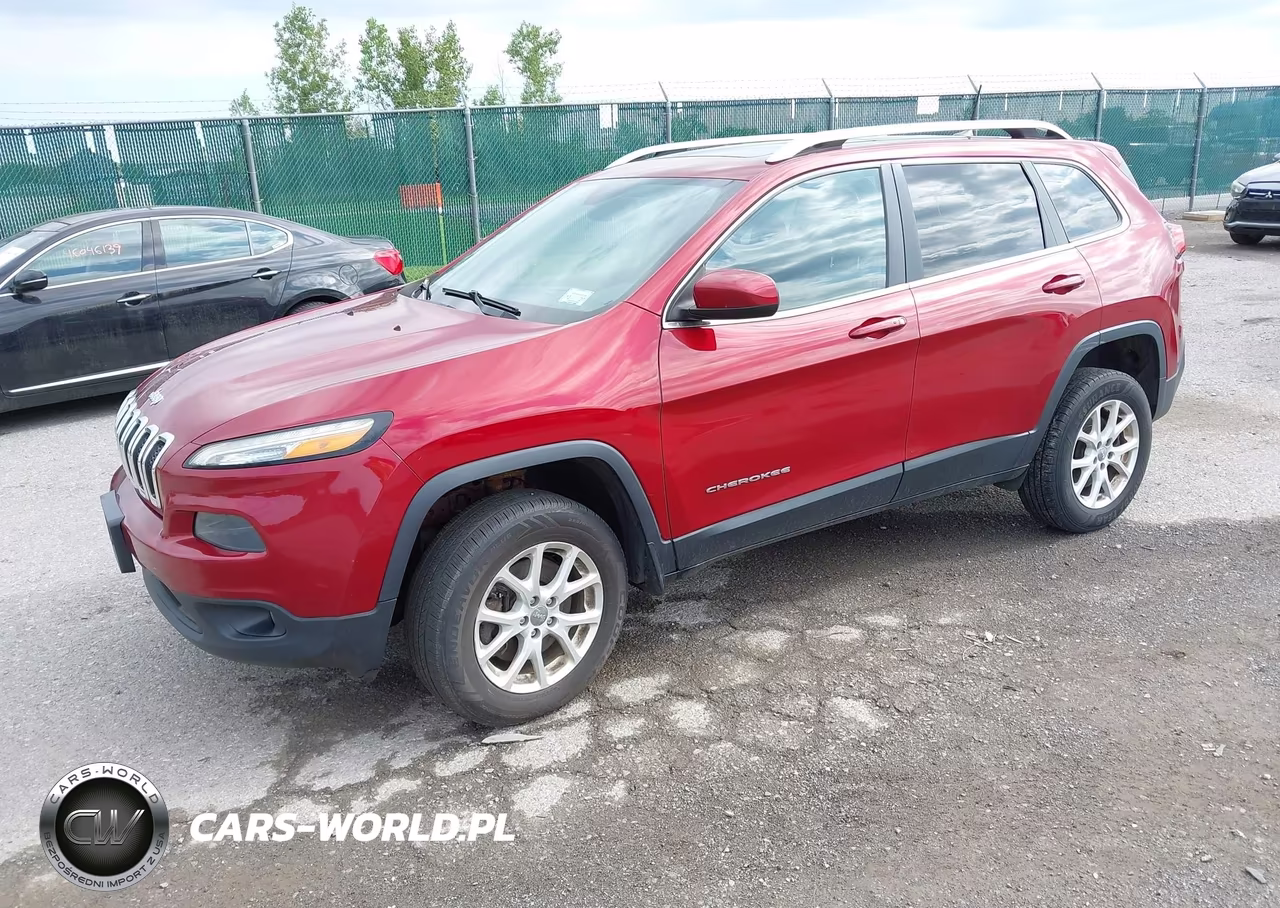 2016 Jeep Cherokee Latitude VIN:1C4PJMCS2GW305684 - 2