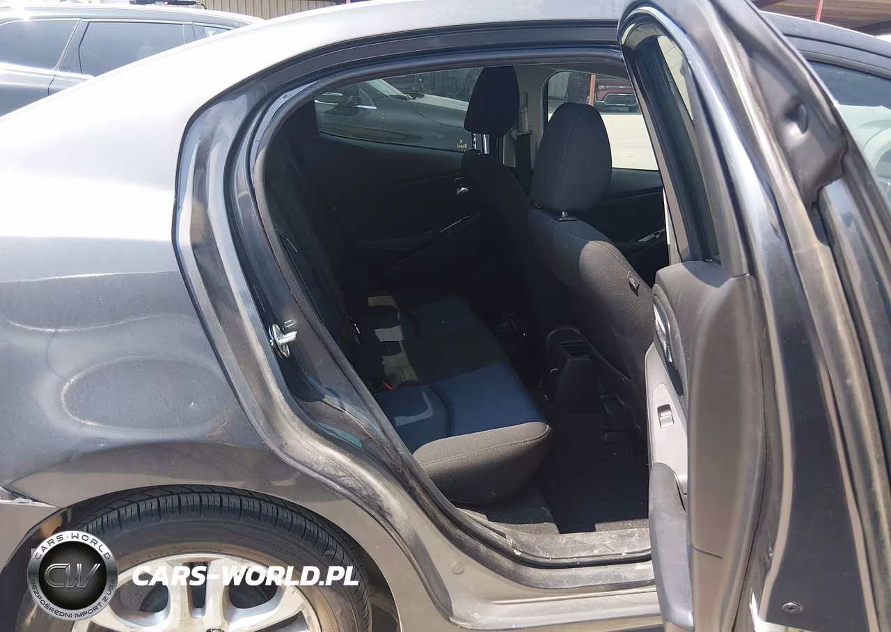 2018 Toyota Yaris Ia VIN:3MYDLBYV6JY306259 - 8