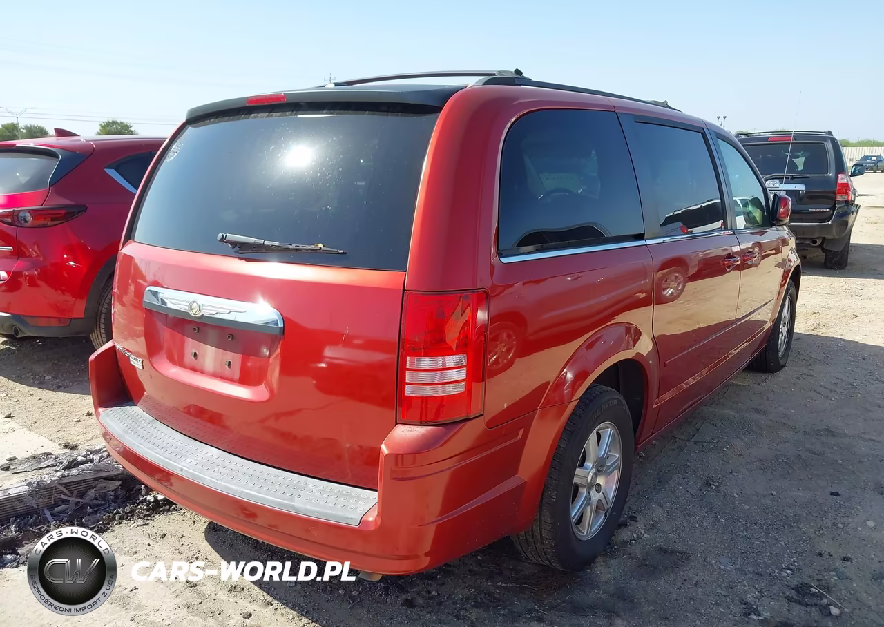 2008 Chrysler Town & Country Touring VIN:2A8HR54P18R834723 - 4