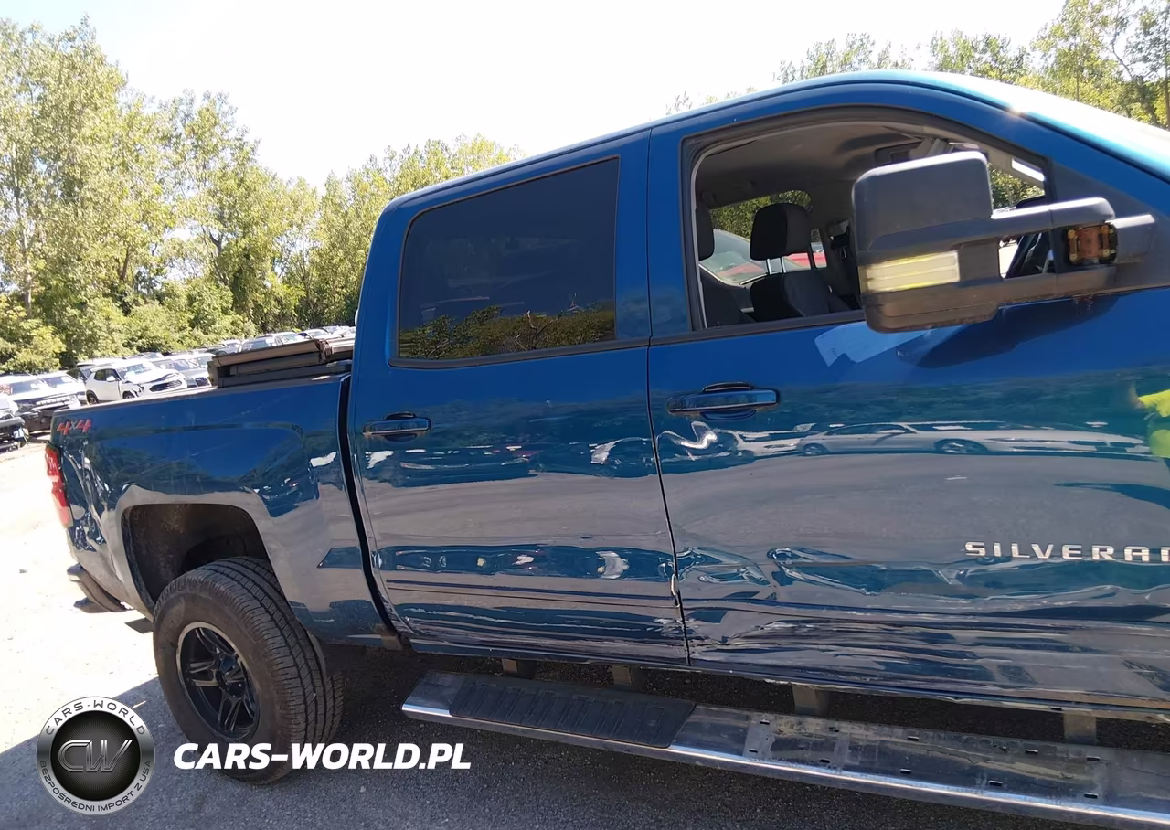 2018 Chevrolet Silverado 1500 1Lt VIN:3GCUKREC2JG487749 - 13