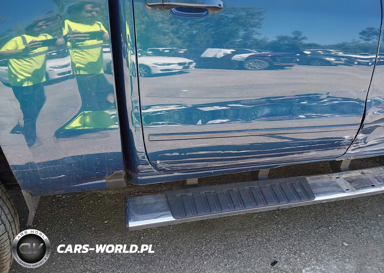 2018 Chevrolet Silverado 1500 1Lt VIN:3GCUKREC2JG487749 - 6