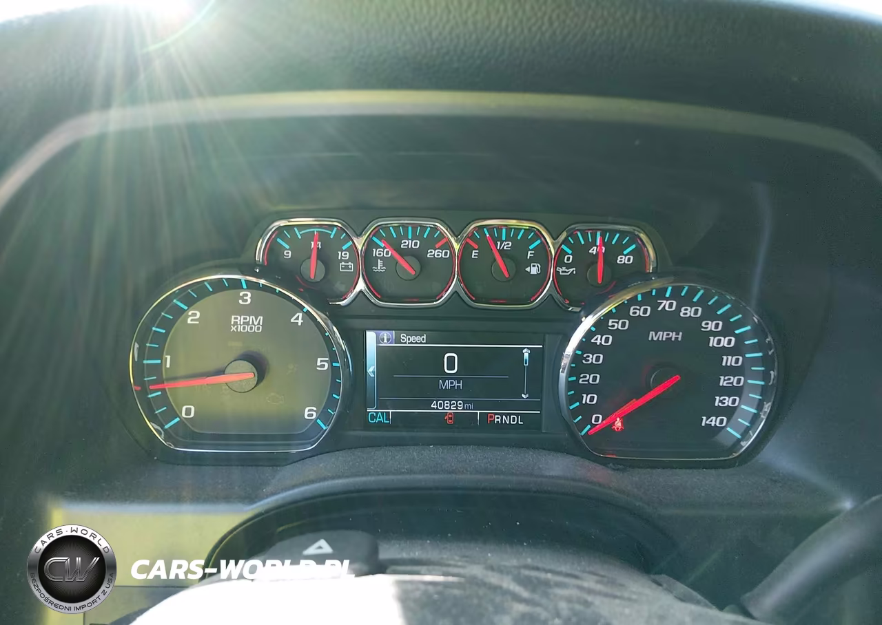 2018 Chevrolet Silverado 1500 1Lt VIN:3GCUKREC2JG487749 - 7