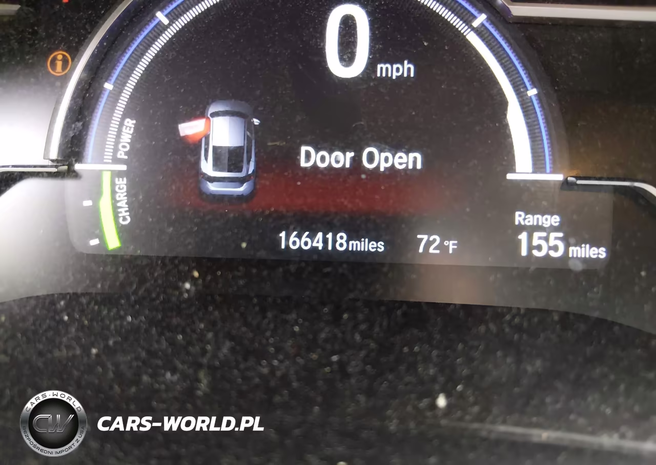 2018 Honda Clarity Plug-In Hybrid Touring VIN:JHMZC5F3XJC019750 - 15
