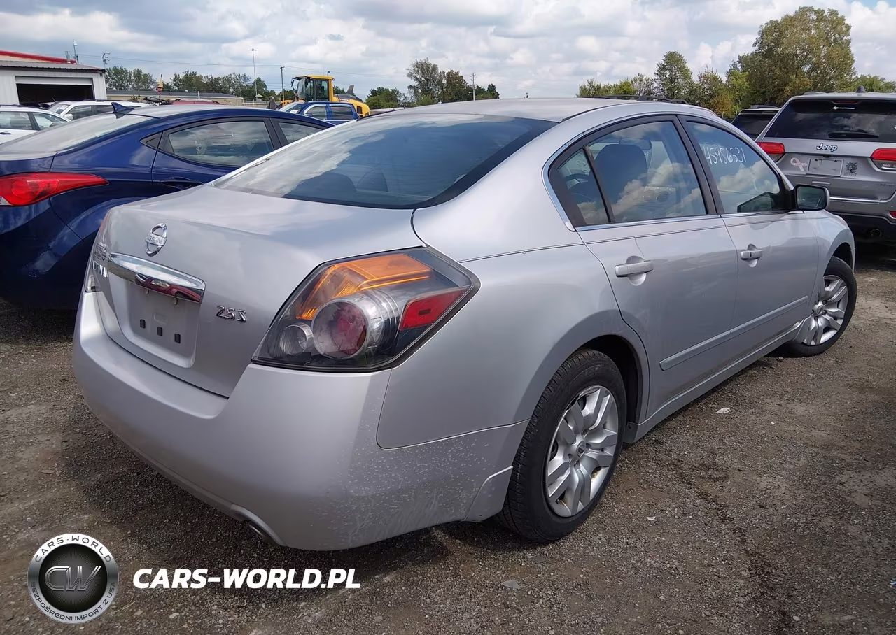 2010 Nissan Altima 2.5 S VIN:1N4AL2APXAC136080 - 4