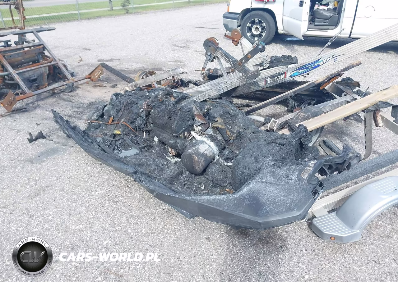 2019 Sea Doo Other VIN:YDV71166L819 - 3