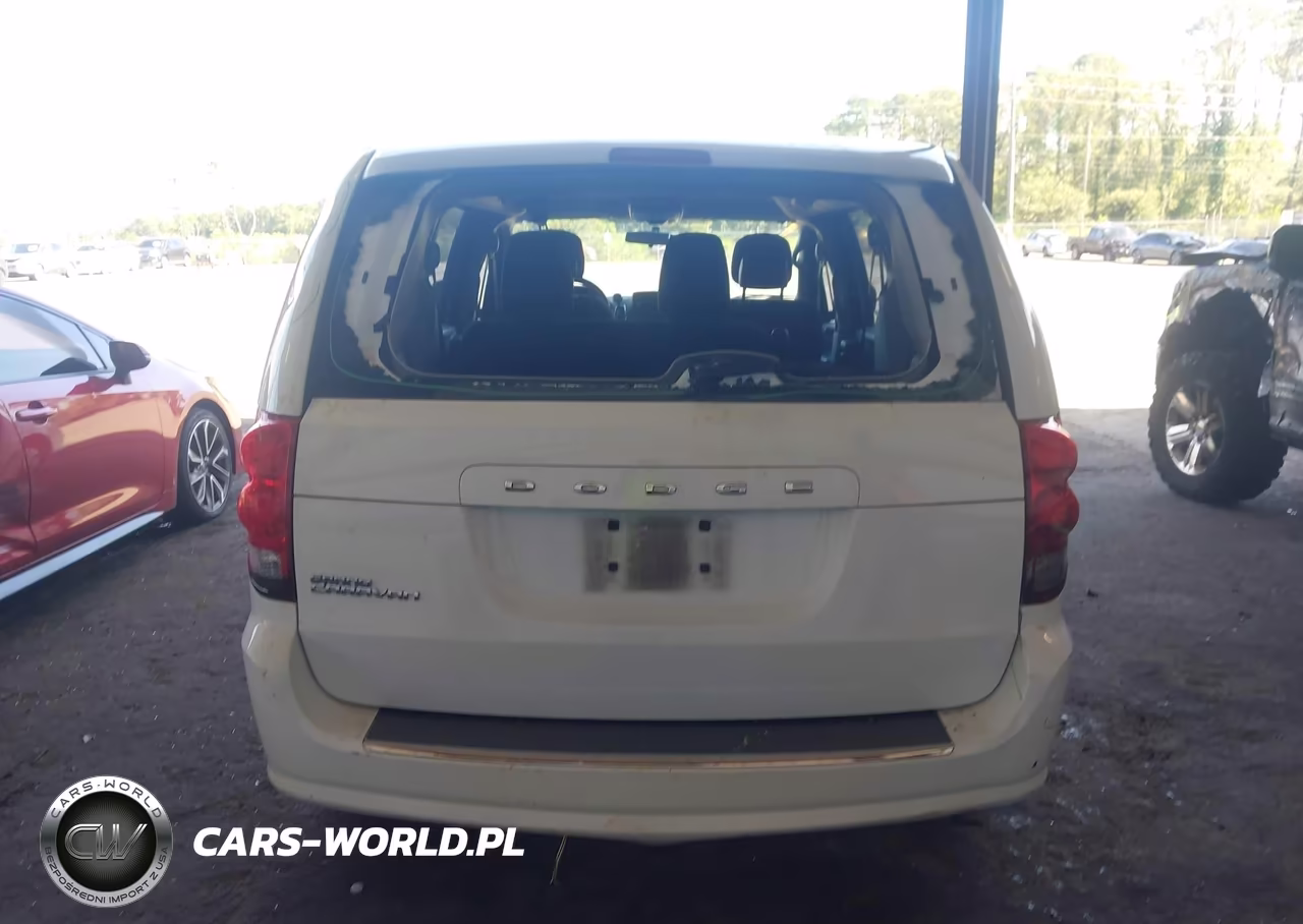2015 Dodge Grand Caravan American Value Pkg VIN:2C4RDGBG7FR516028 - 16