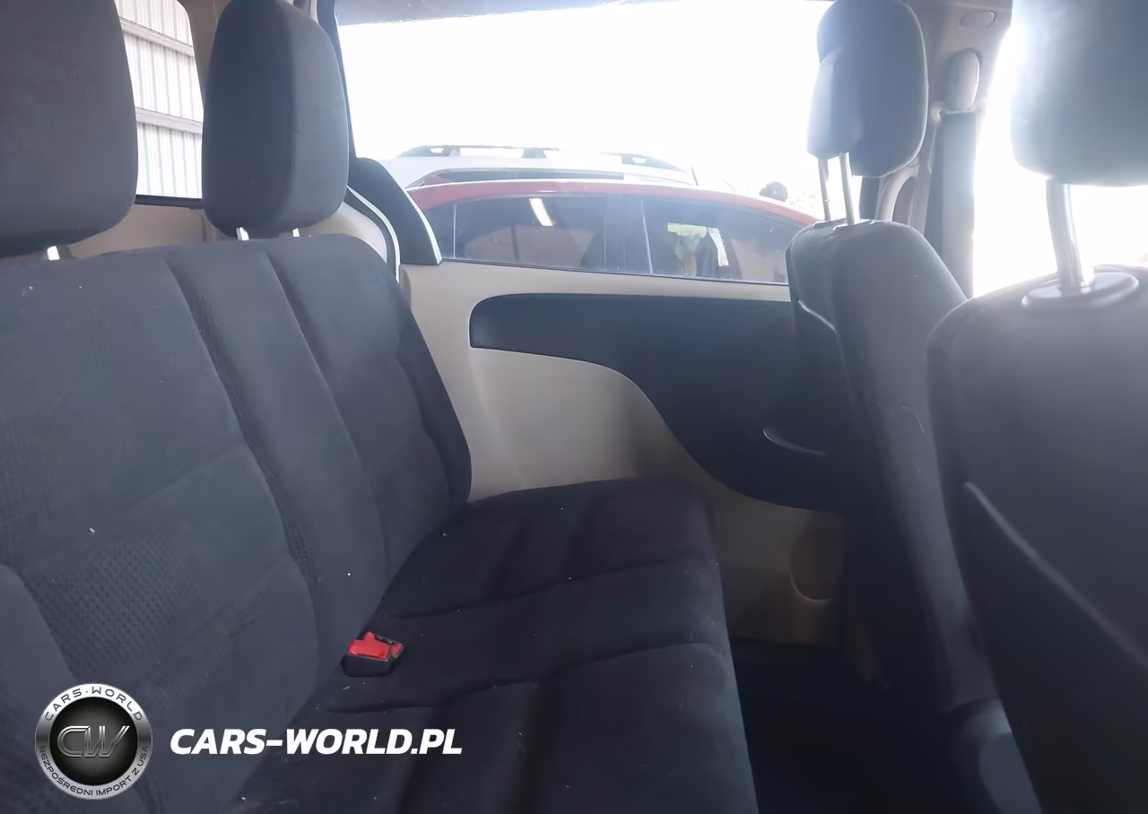 2015 Dodge Grand Caravan American Value Pkg VIN:2C4RDGBG7FR516028 - 8