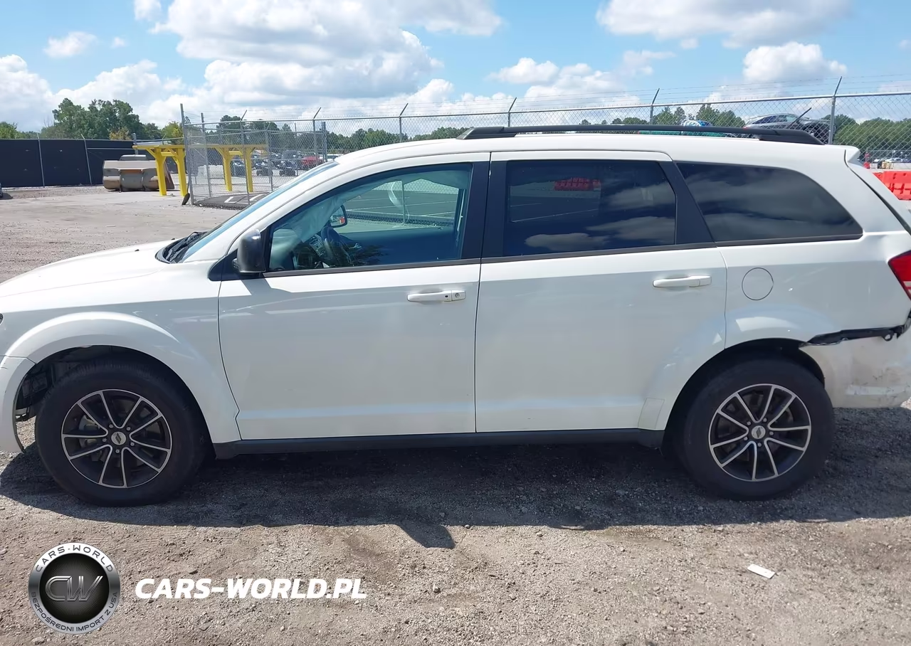 2018 Dodge Journey Se VIN:3C4PDCAB1JT310893 - 14