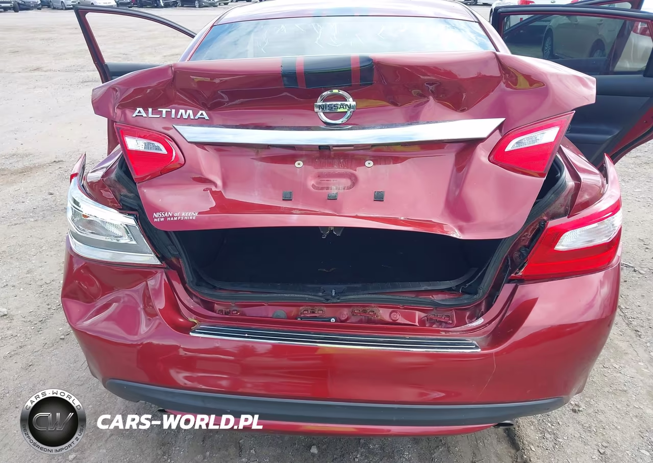 2017 Nissan Altima 2.5 S VIN:1N4AL3AP2HN333135 - 6