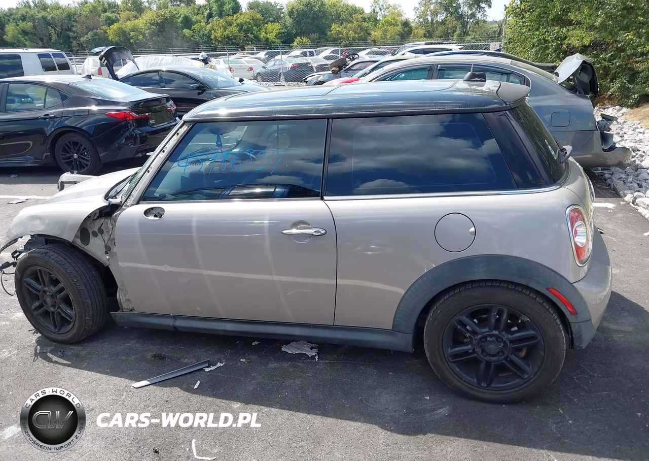 2012 Mini Cooper VIN:WMWSU3C5XCT264719 - 15