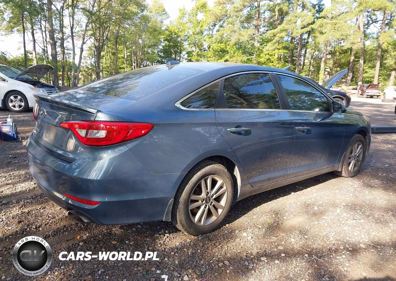 2016 Hyundai Sonata Se VIN:5NPE24AF1GH335677 - 4