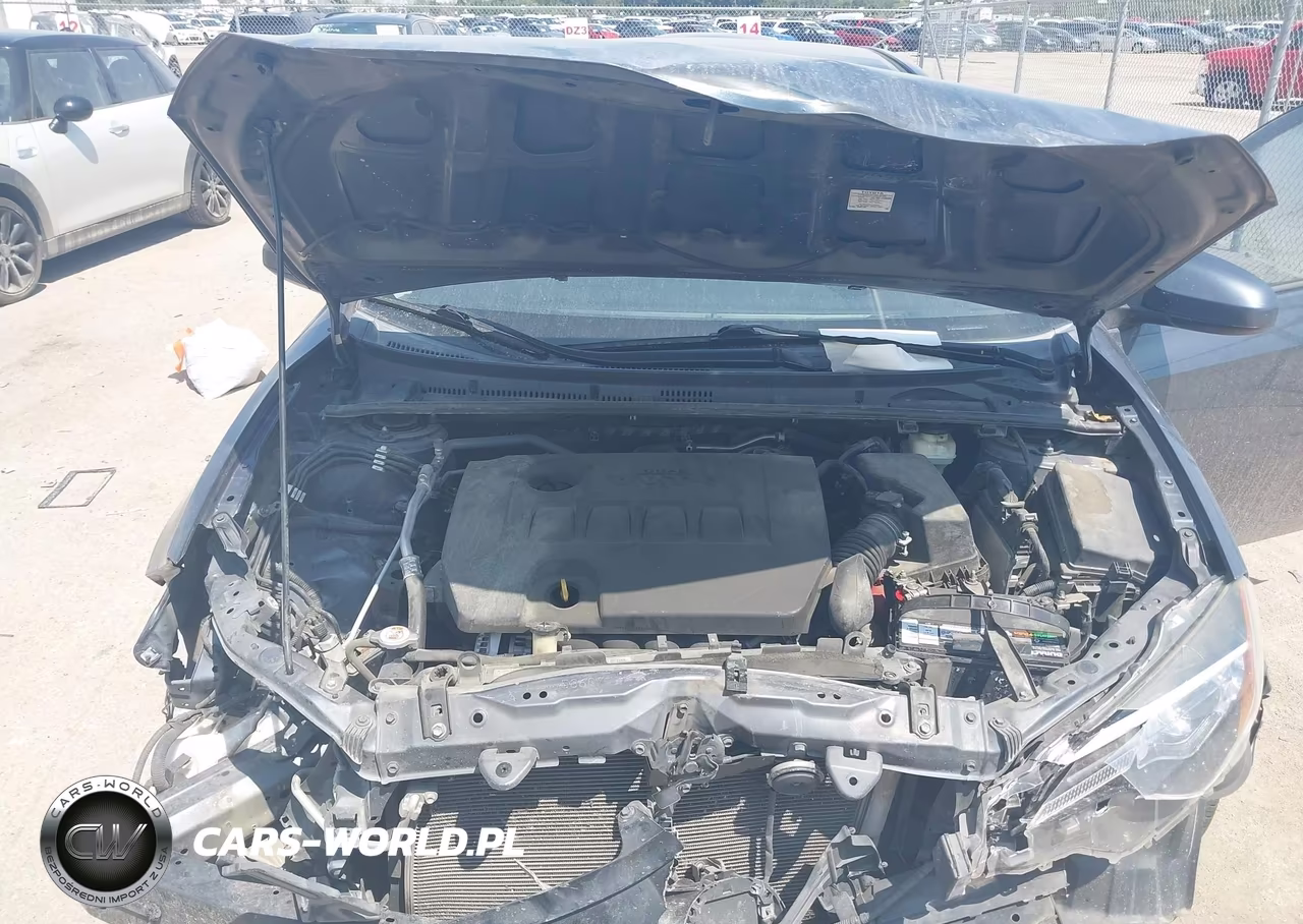 2017 Toyota Corolla Le VIN:2T1BURHE8HC827960 - 10