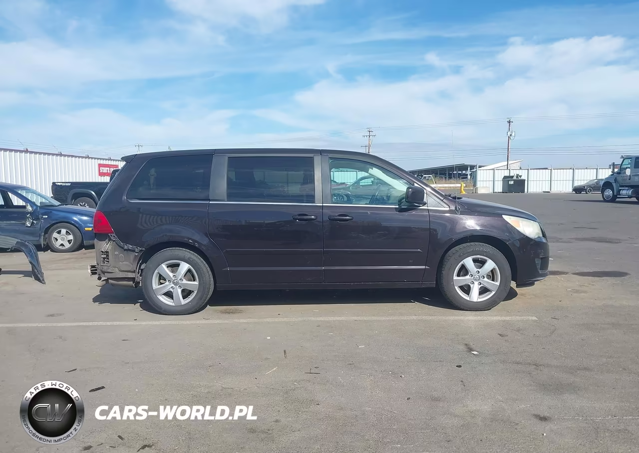 2010 Volkswagen Routan Se VIN:2V4RW3D1XAR281716 - 14