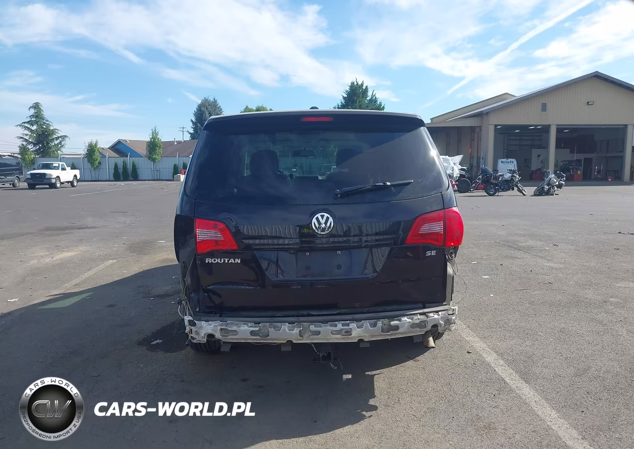 2010 Volkswagen Routan Se VIN:2V4RW3D1XAR281716 - 17