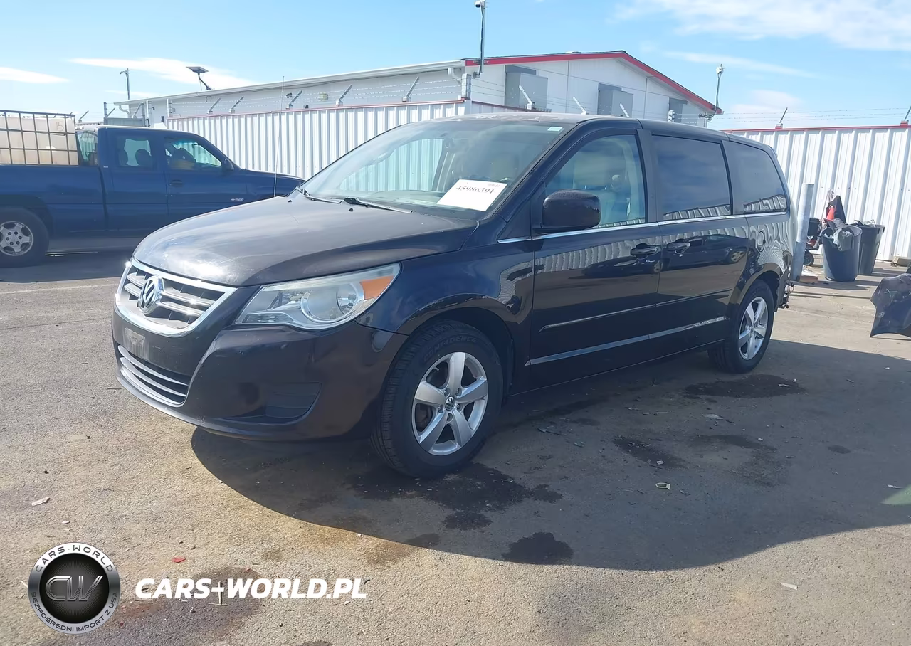 2010 Volkswagen Routan Se VIN:2V4RW3D1XAR281716 - 2