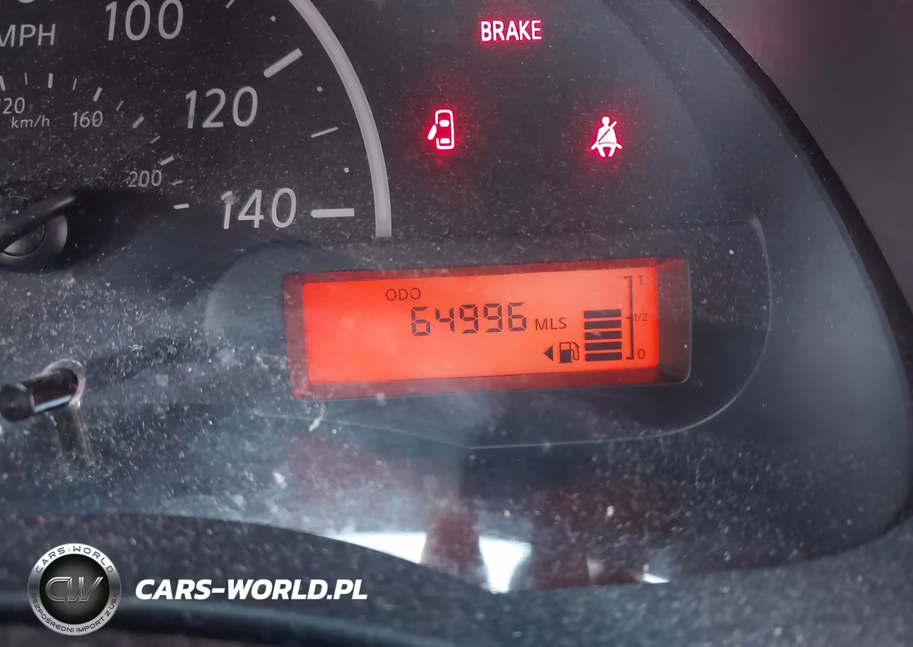 2016 Nissan Versa 1.6 S VIN:3N1CN7AP5GL904980 - 15