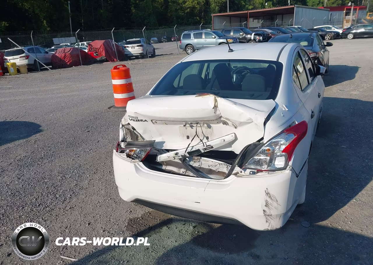 2016 Nissan Versa 1.6 S VIN:3N1CN7AP5GL904980 - 16