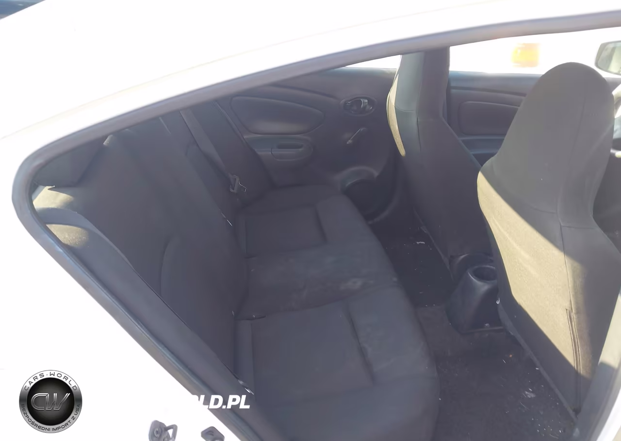 2016 Nissan Versa 1.6 S VIN:3N1CN7AP5GL904980 - 8