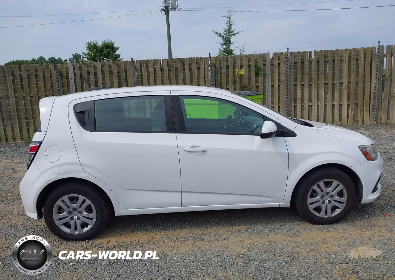 2018 Chevrolet Sonic Lt Auto VIN:1G1JG6SH6J4107031 - 13