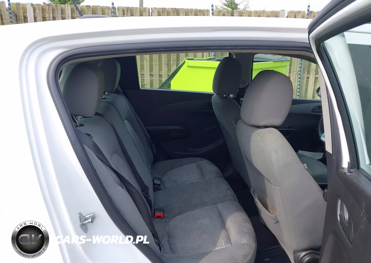 2018 Chevrolet Sonic Lt Auto VIN:1G1JG6SH6J4107031 - 8
