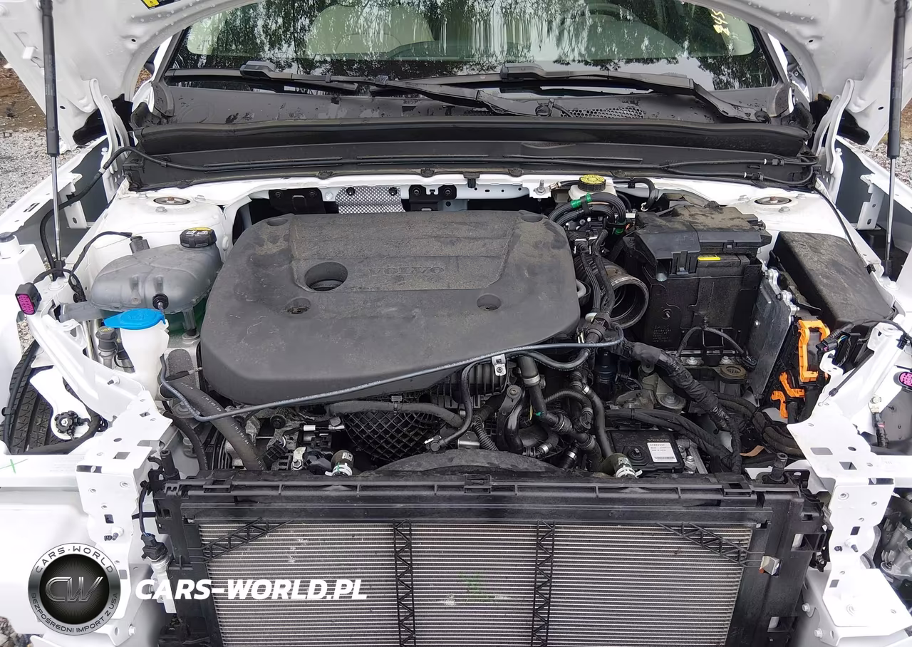 2025 Volvo Xc40 B5 Plus Dark Theme VIN:YV4L12UC5S2452945 - 10