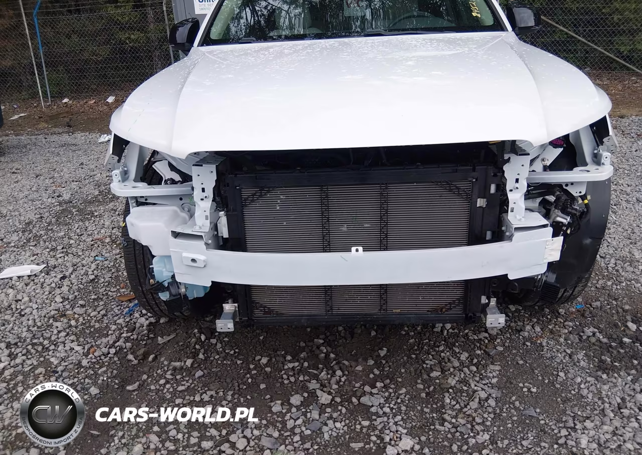 2025 Volvo Xc40 B5 Plus Dark Theme VIN:YV4L12UC5S2452945 - 6
