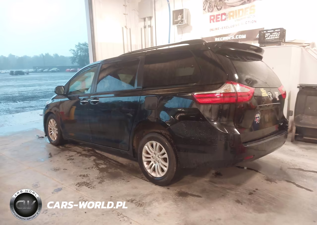 2015 Toyota Sienna Xle 8 Passenger VIN:5TDYK3DC4FS572813 - 3