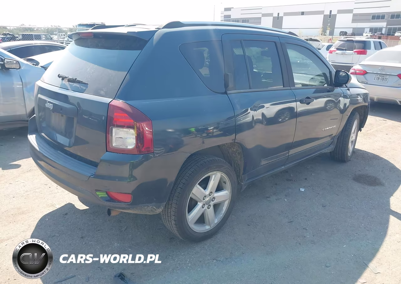 2014 Jeep Compass Sport VIN:1C4NJCBBXED825904 - 4