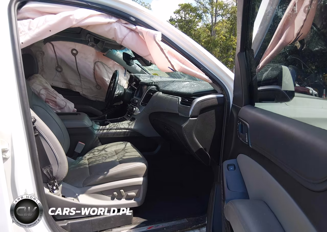 2019 Chevrolet Tahoe Lt VIN:1GNSKBKC1KR255719 - 5