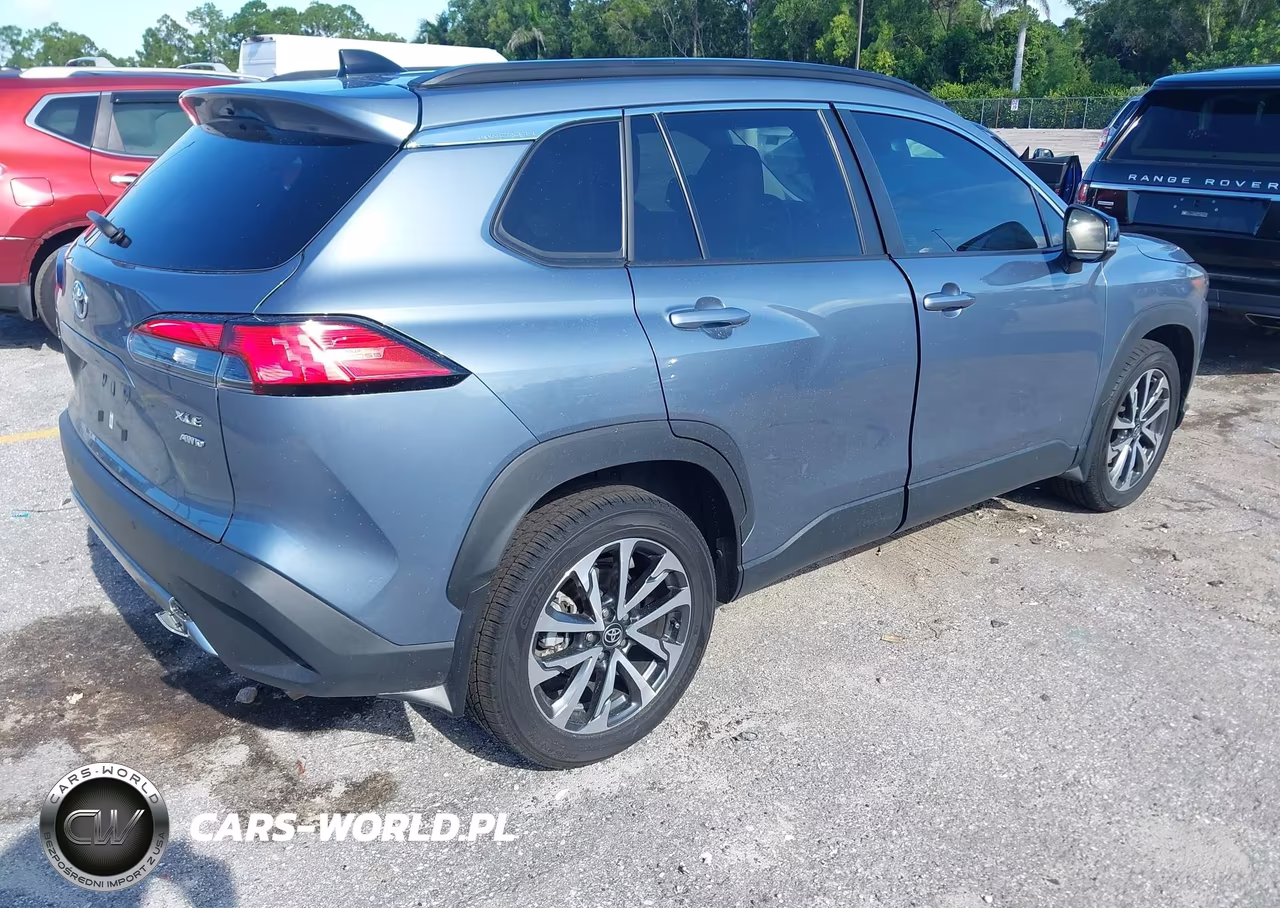 2025 Toyota Corolla Cross Xle VIN:7MUDAABG4SV126835 - 4