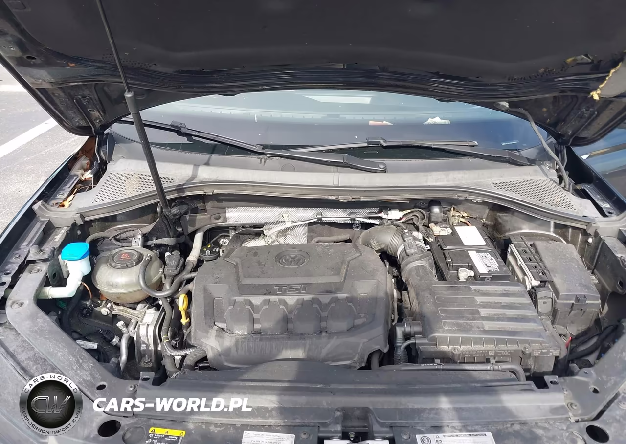 2018 Volkswagen Tiguan Se VIN:3VV3B7AX5JM195931 - 10