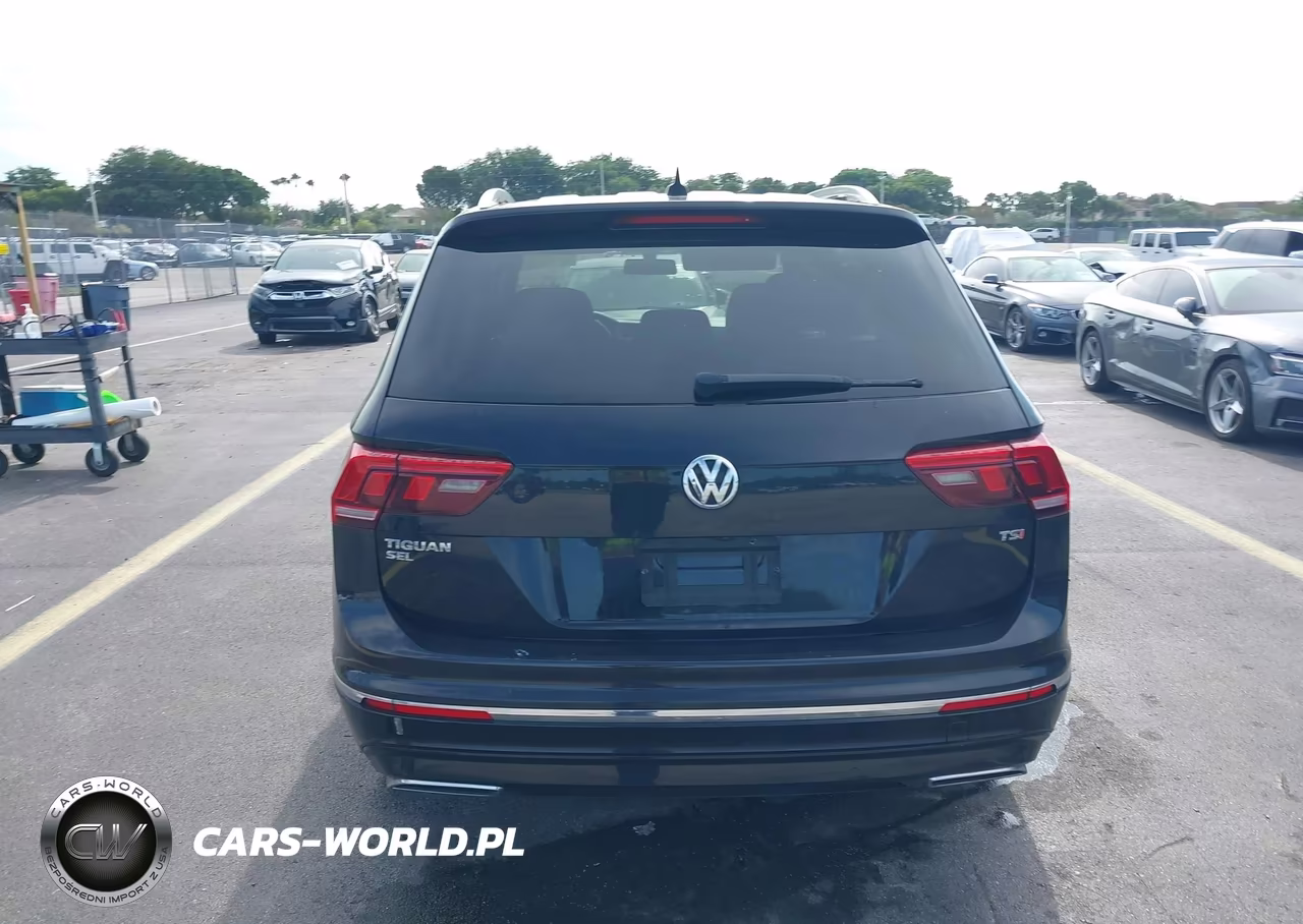 2018 Volkswagen Tiguan Se VIN:3VV3B7AX5JM195931 - 16