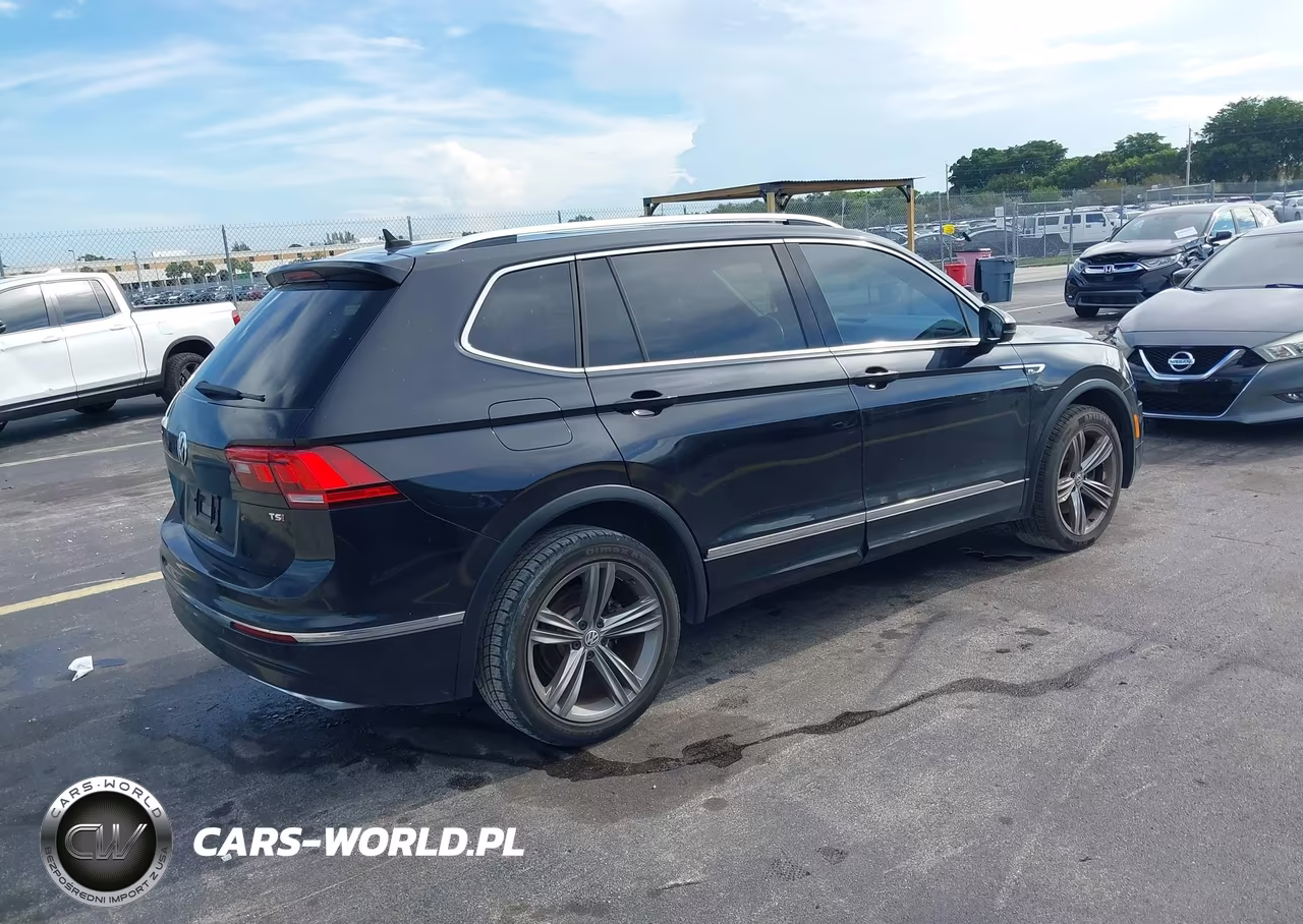 2018 Volkswagen Tiguan Se VIN:3VV3B7AX5JM195931 - 4