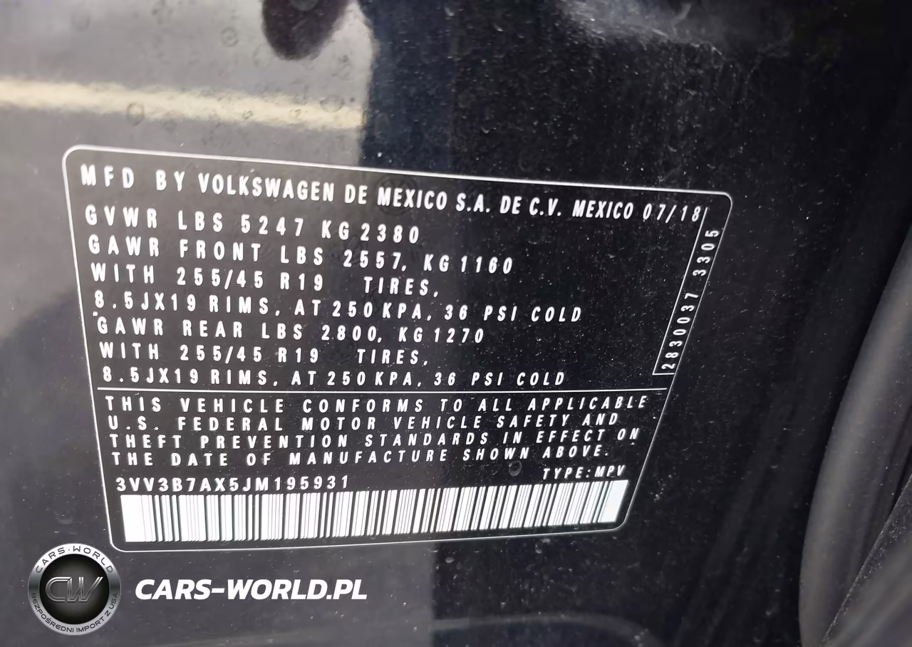 2018 Volkswagen Tiguan Se VIN:3VV3B7AX5JM195931 - 9