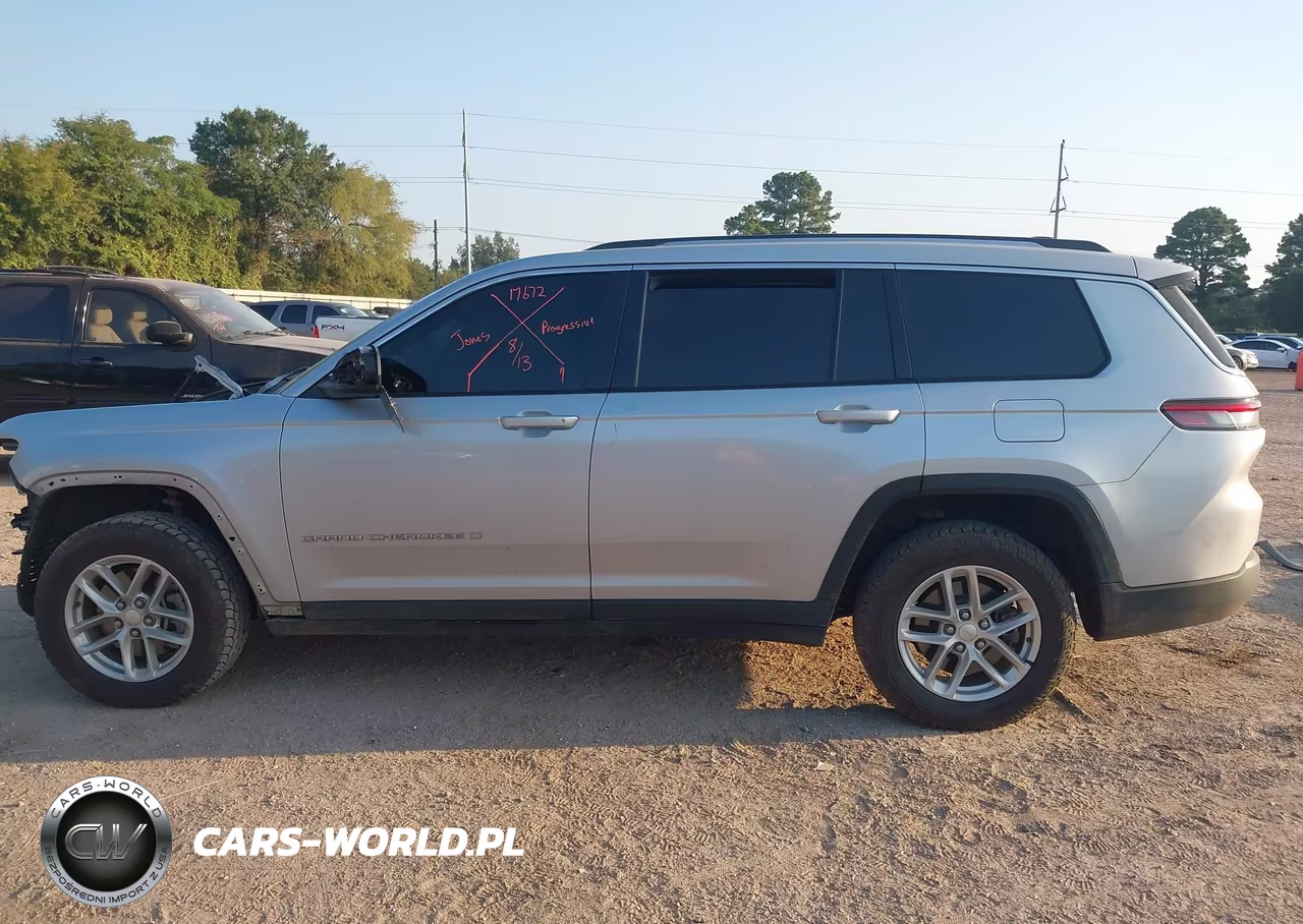 2023 Jeep Grand Cherokee L Laredo 4X4 VIN:1C4RJKAG3P8893868 - 15