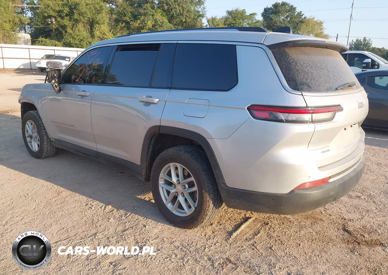 2023 Jeep Grand Cherokee L Laredo 4X4 VIN:1C4RJKAG3P8893868 - 3