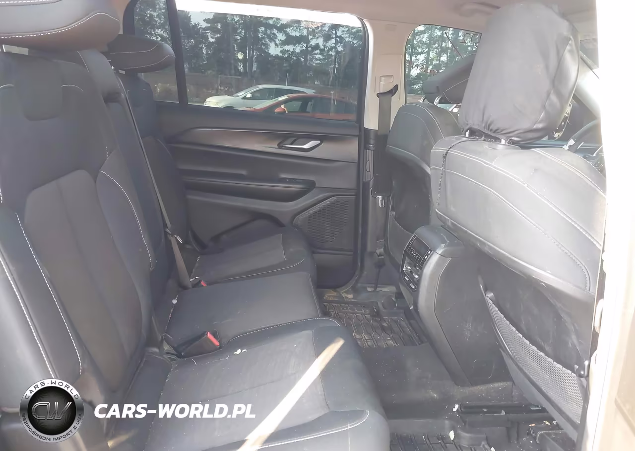 2023 Jeep Grand Cherokee L Laredo 4X4 VIN:1C4RJKAG3P8893868 - 8