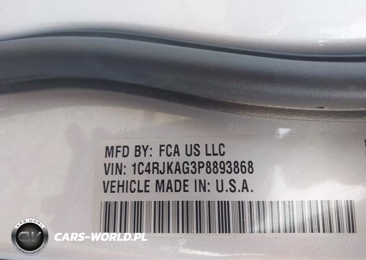 2023 Jeep Grand Cherokee L Laredo 4X4 VIN:1C4RJKAG3P8893868 - 9