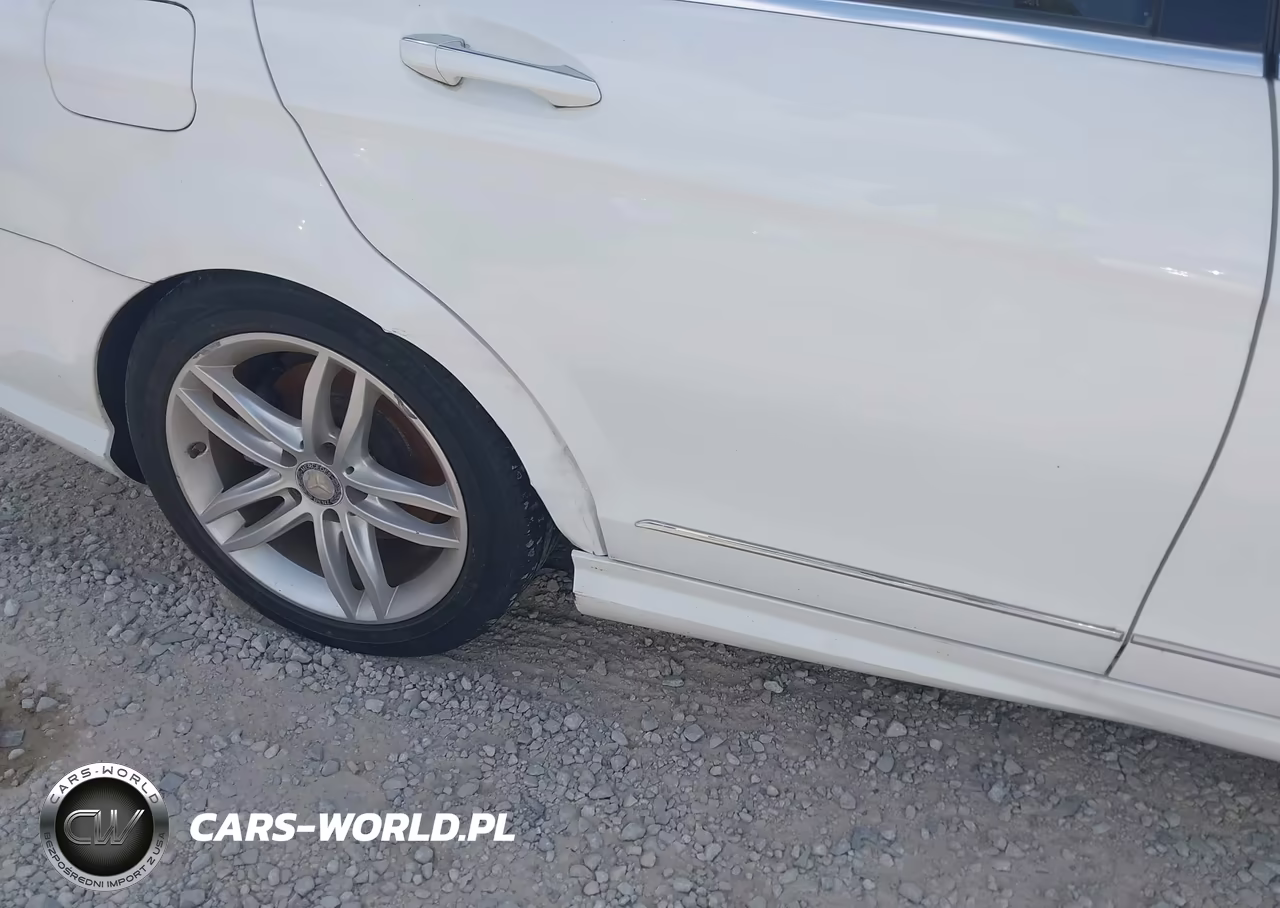 2014 Mercedes-Benz C 250 Sport VIN:WDDGF4HB0EA948951 - 12