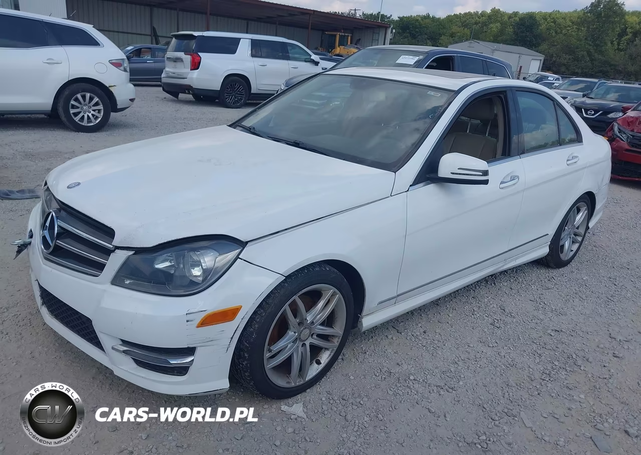 2014 Mercedes-Benz C 250 Sport VIN:WDDGF4HB0EA948951 - 2