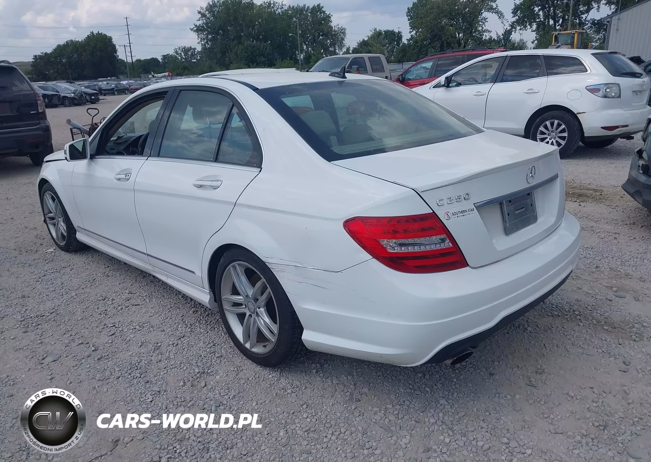 2014 Mercedes-Benz C 250 Sport VIN:WDDGF4HB0EA948951 - 3