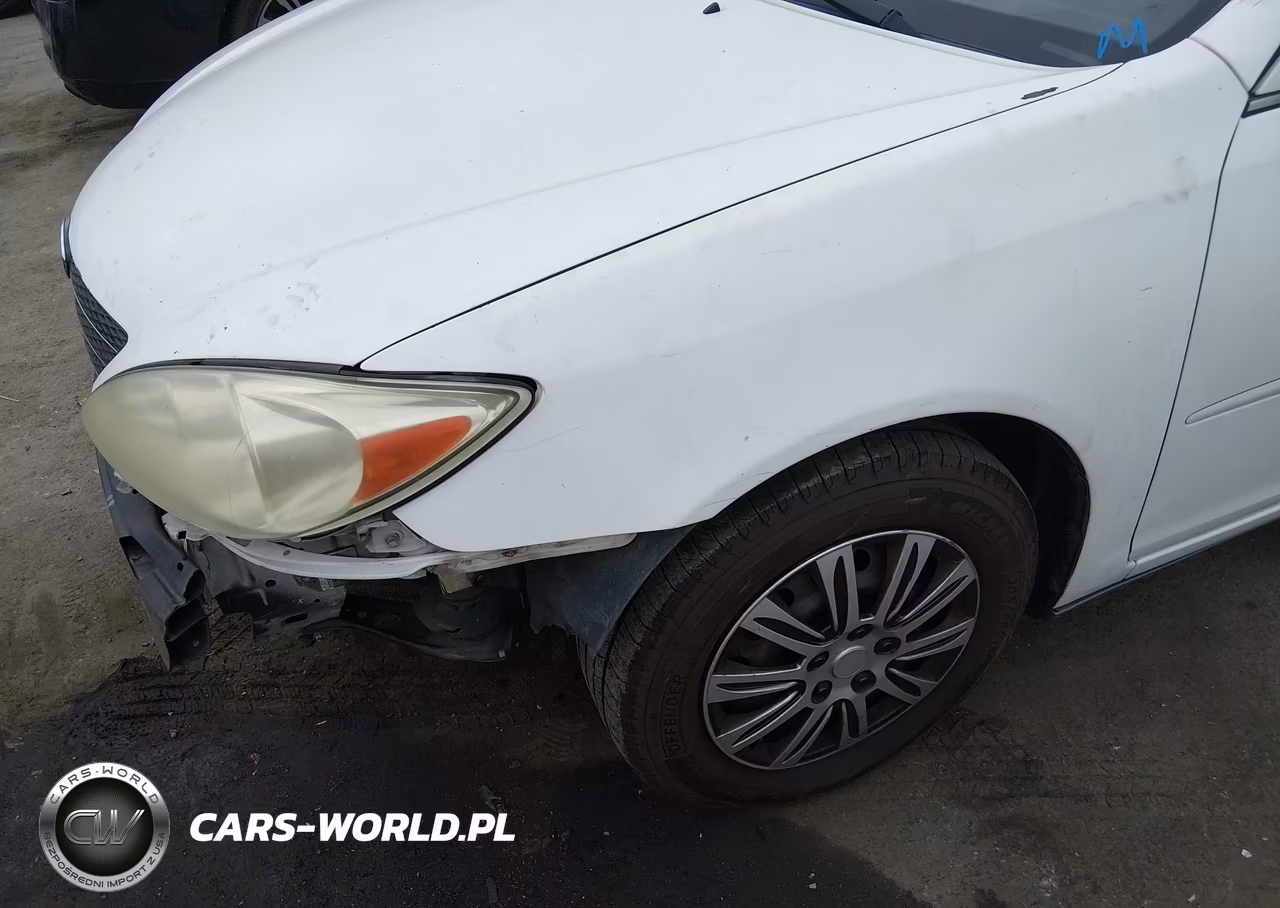 2004 Toyota Camry Le VIN:4T1BE32K74U332375 - 13