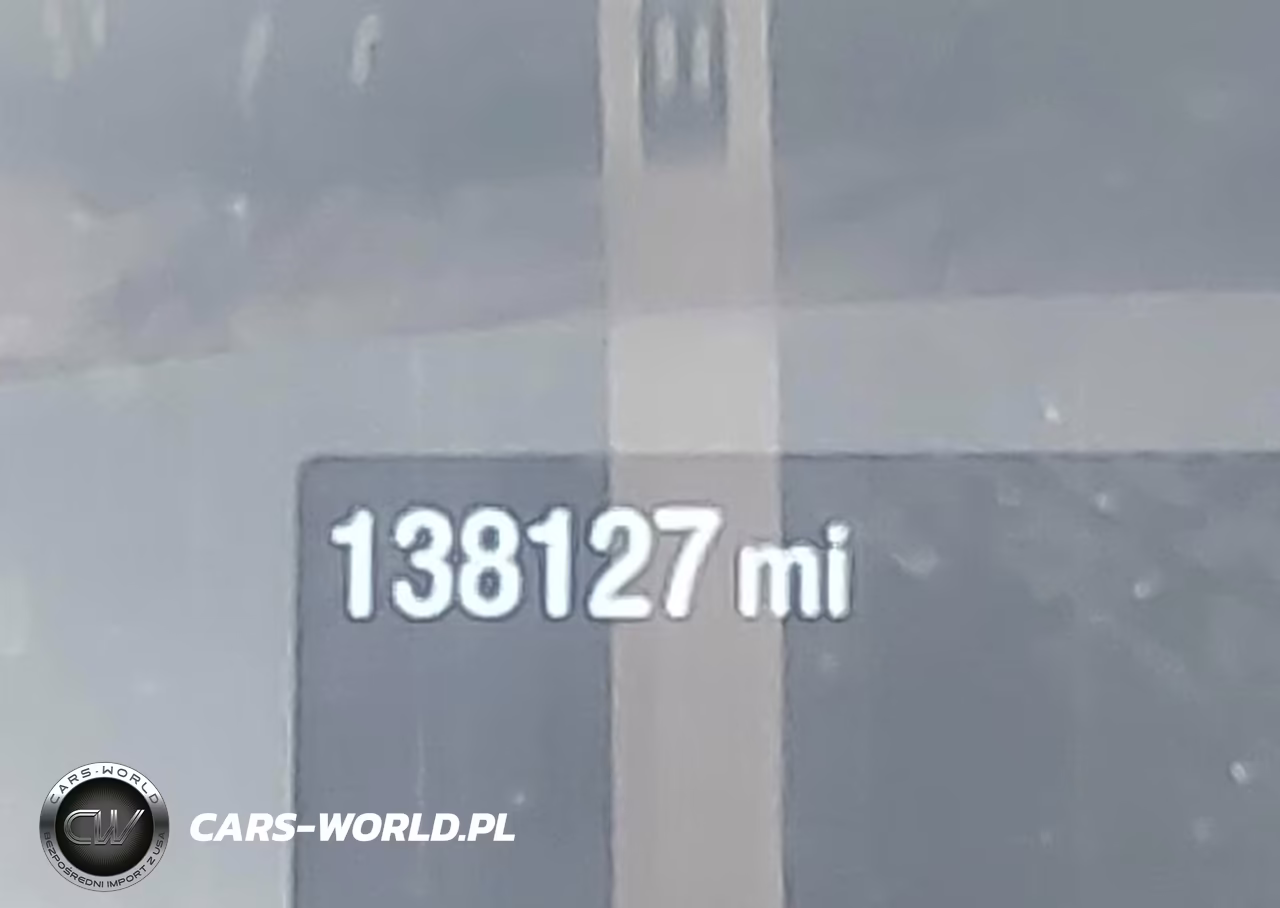2020 Ford Transit-250 VIN:1FTBR1Y8XLKA31411 - 15