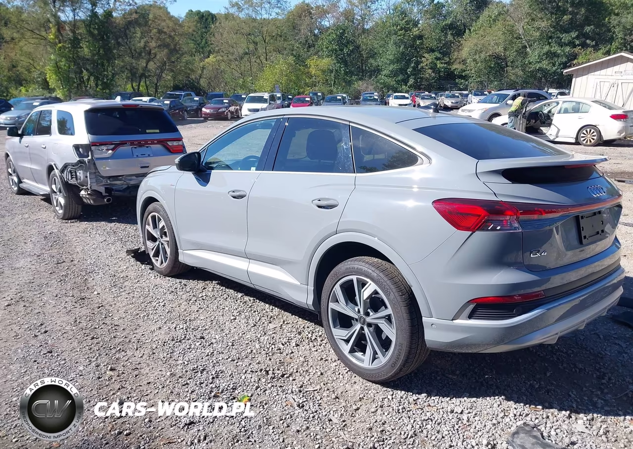 2023 Audi Q4 Sportback E-Tron Premium Plus 50 Quattro VIN:WA132BFZ7PP005085 - 3