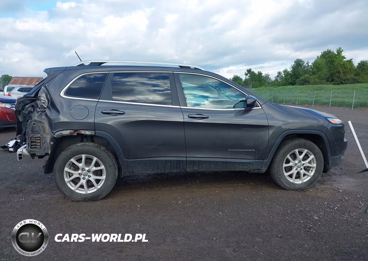 2016 Jeep Cherokee Latitude VIN:1C4PJMCB2GW341861 - 14